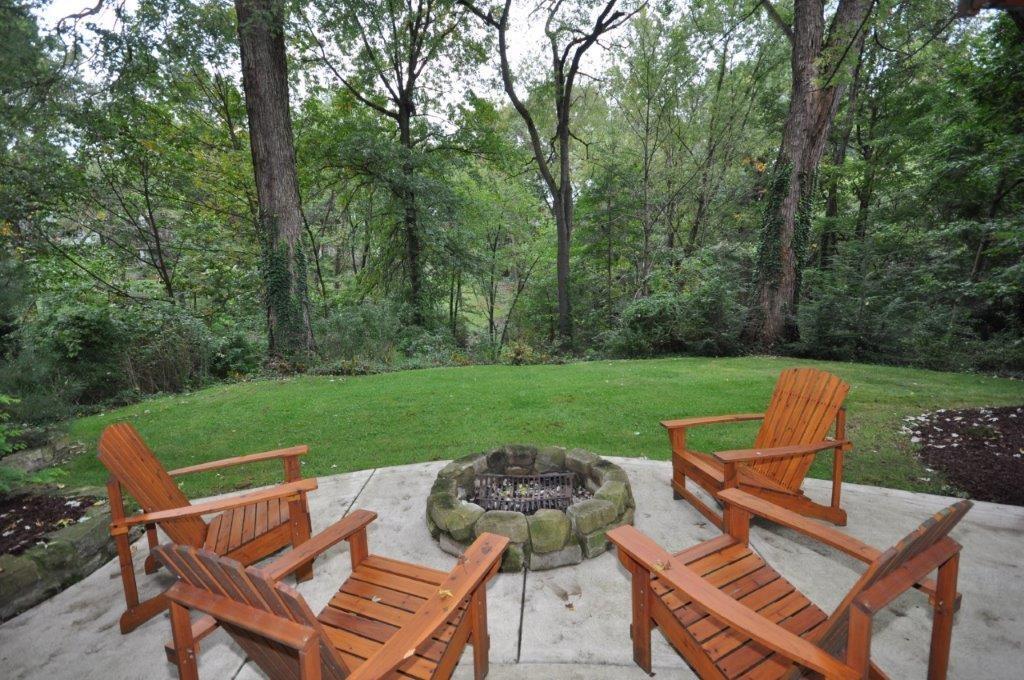 4811 Baptist Road Pittsburgh, PA 15227 - Photo 16 of 16 Gallery Image 16