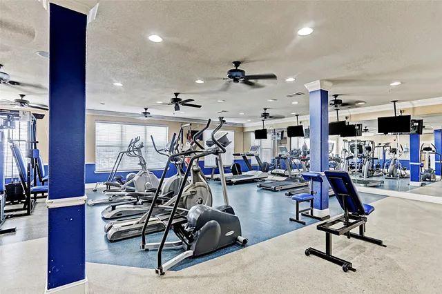 $268,750 | 1711 Old Spanish Trail, Unit 222, Houston, TX 77054