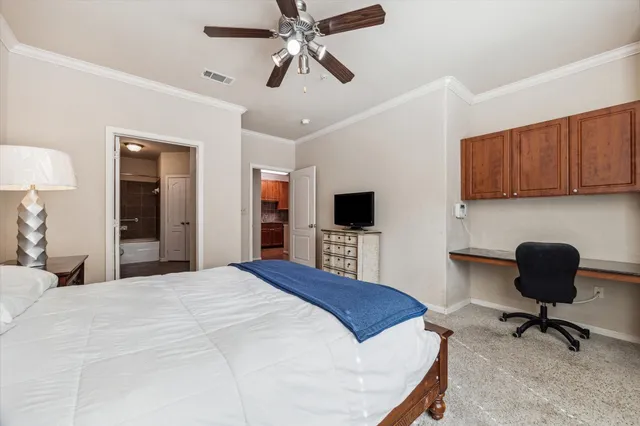 $268,750 | 1711 Old Spanish Trail, Unit 222, Houston, TX 77054