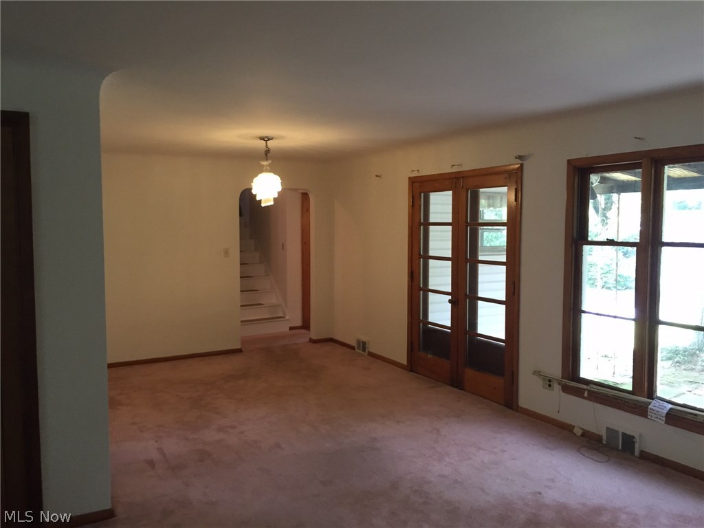 601 Trebisky Road Cleveland, OH 44143 - Photo 4 of 15