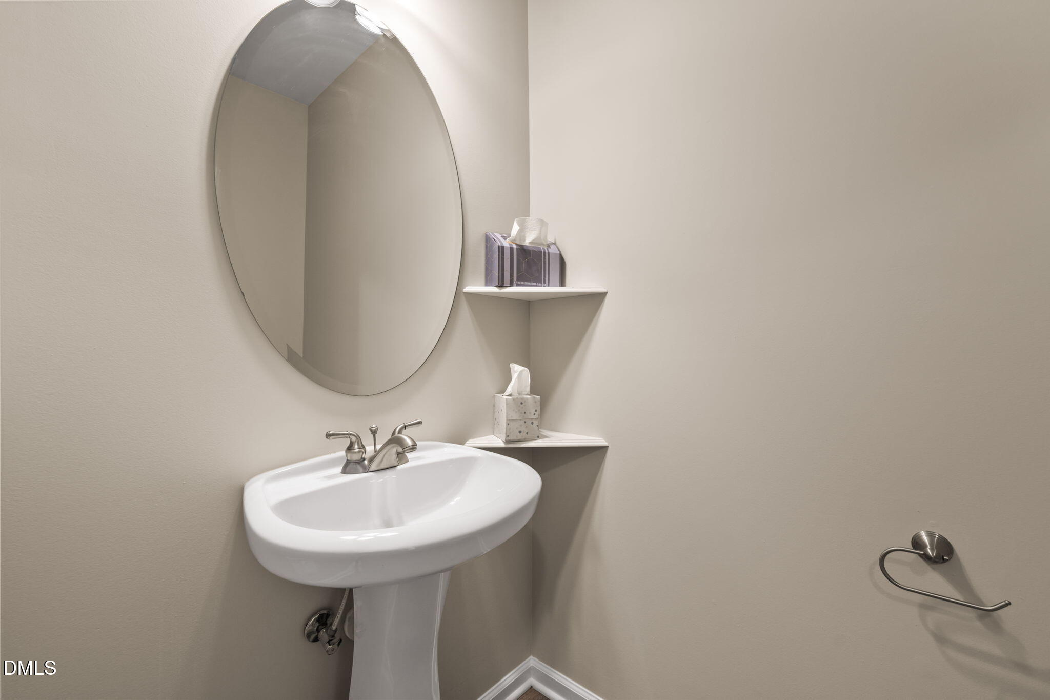 5106 Kate Denson Way Raleigh, NC 27612 - Photo 40 of 63 Powder room
