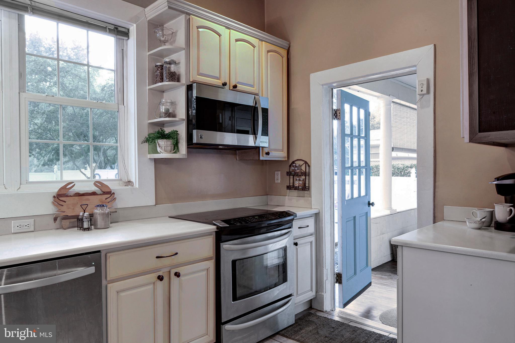 606 Amoss Road Severna Park, MD 21146 - Photo 18 of 49 Kitchen