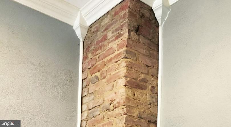 606 Amoss Road Severna Park, MD 21146 - Photo 26 of 49 Exposed brick and fine mouldings found throughout