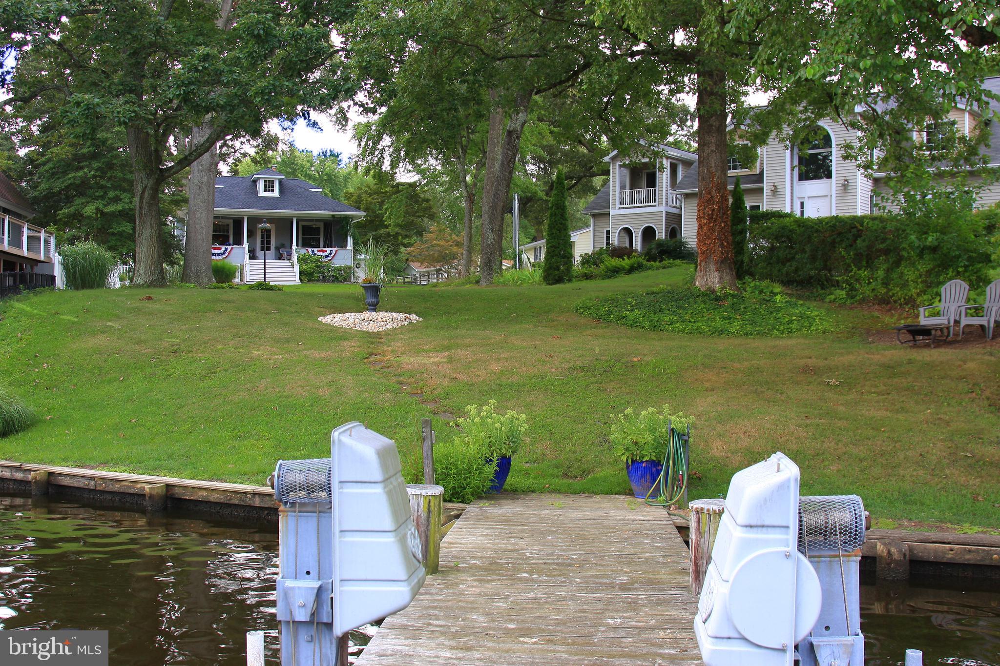 606 Amoss Road Severna Park, MD 21146 - Photo 41 of 49 Deep water pier with boat lift