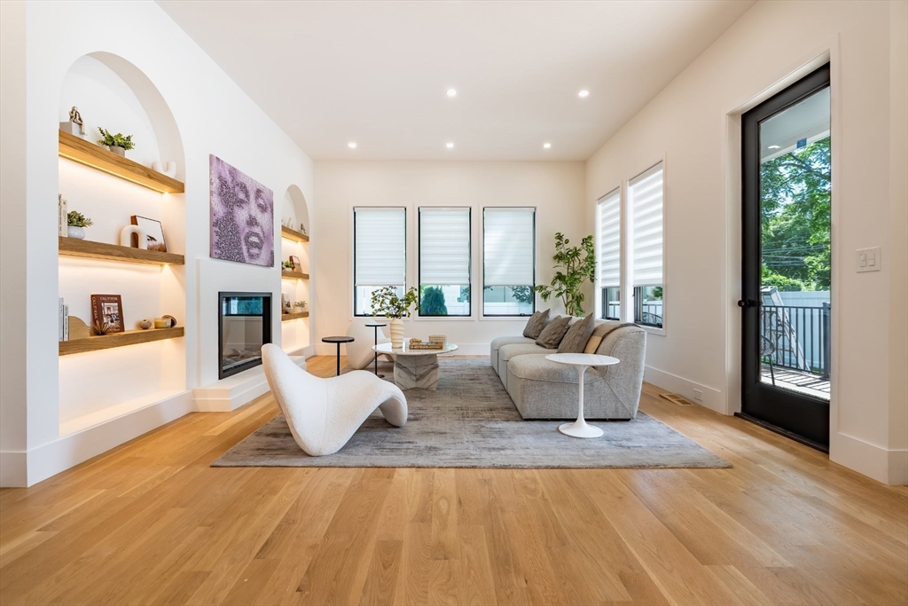 34 West Street Newton, MA 02458 - Photo 3 of 7