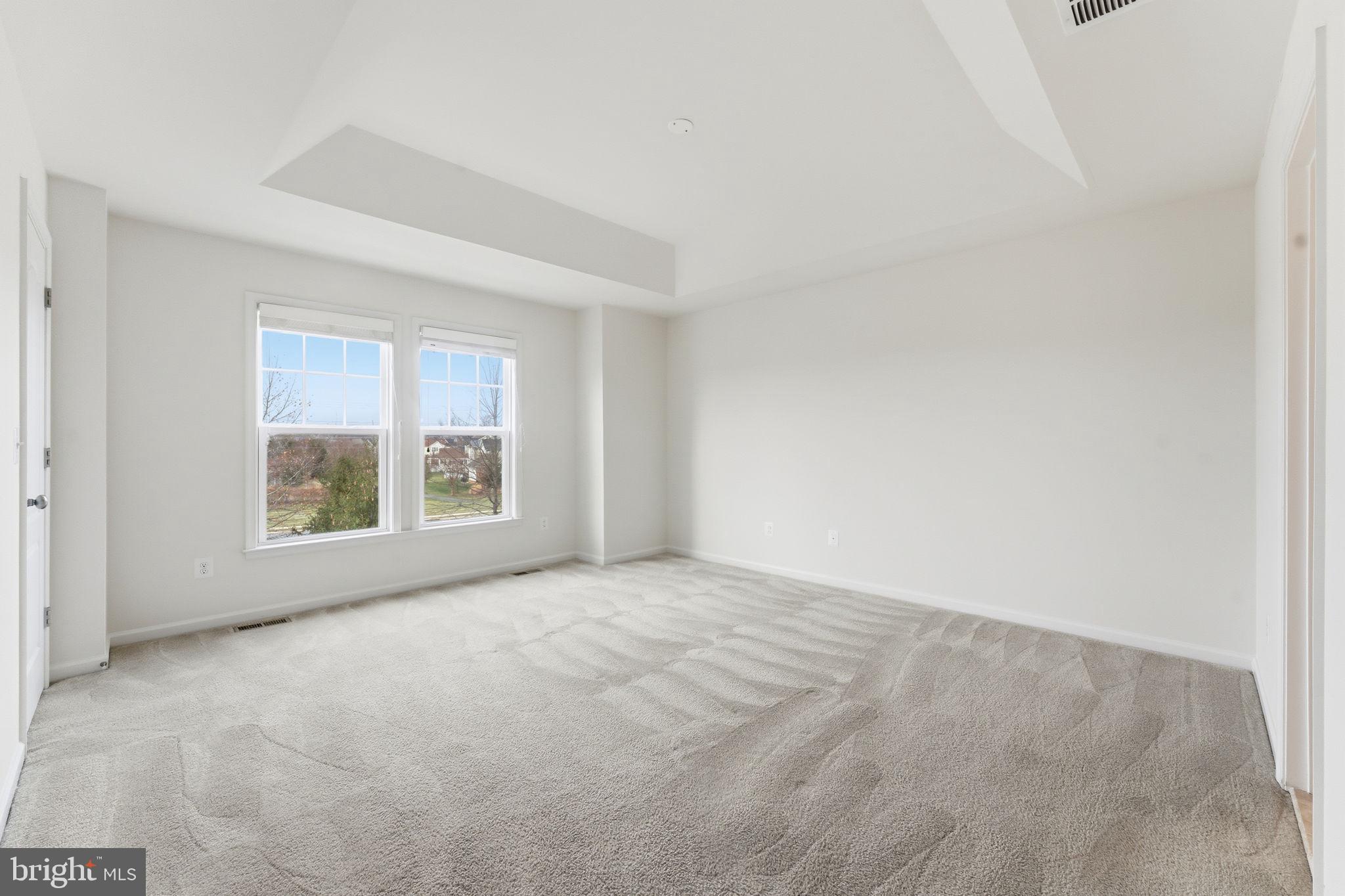 42396 Benfold Square Brambleton, VA 20148 - Photo 25 of 65 an empty room with windows