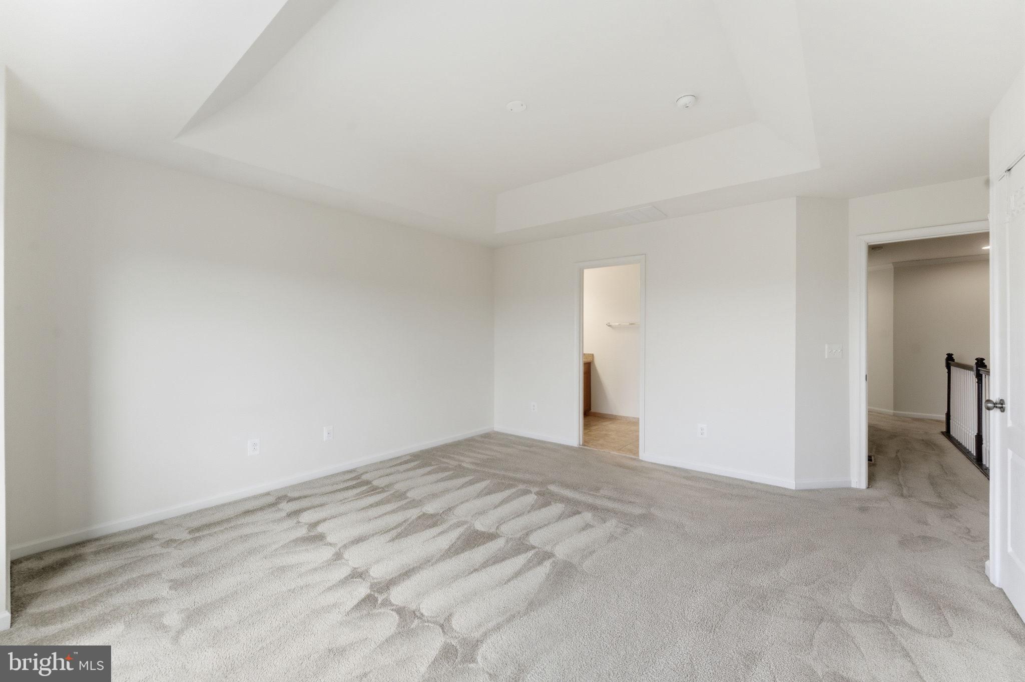 42396 Benfold Square Brambleton, VA 20148 - Photo 28 of 65 a view of an empty room and window
