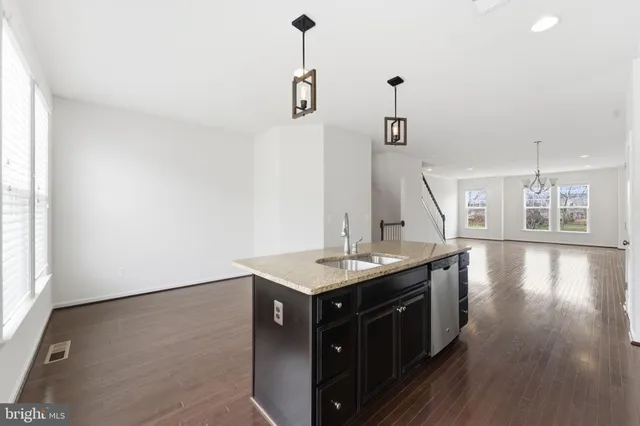 $770,000 | 42396 Benfold Square, Brambleton, VA 20148