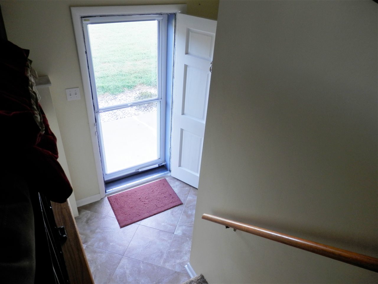 101 Ridgeview Drive Stuarts Draft, VA 24477 - Photo 4 of 23 Gallery Image 4