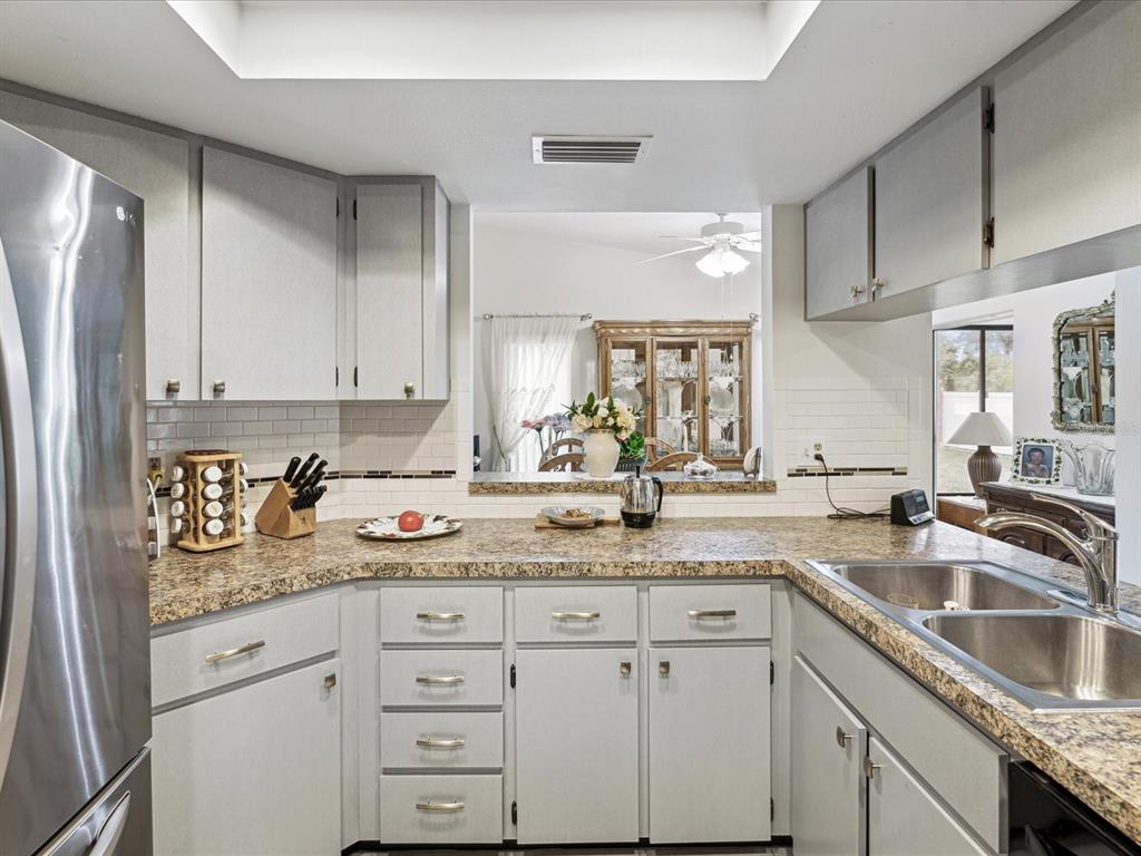 3832 Sailmaker Lane, Unit 3832 Holiday, FL 34691 - Photo 4 of 42