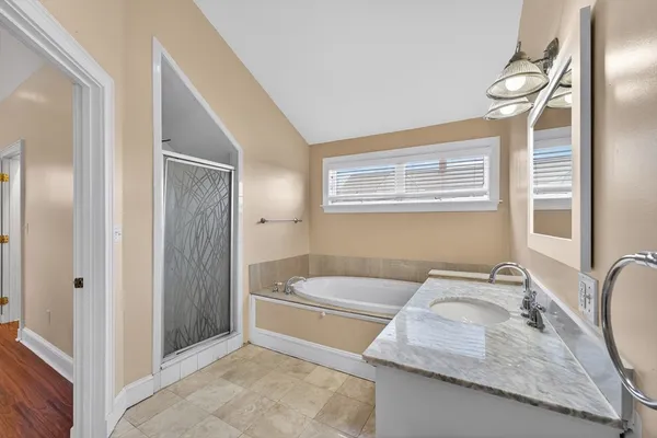 $5,000 | 6 Adams Street, Unit 1, Newton, MA 02460