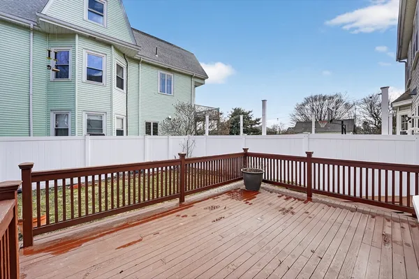 $5,000 | 6 Adams Street, Unit 1, Newton, MA 02460