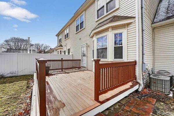 $5,000 | 6 Adams Street, Unit 1, Newton, MA 02460