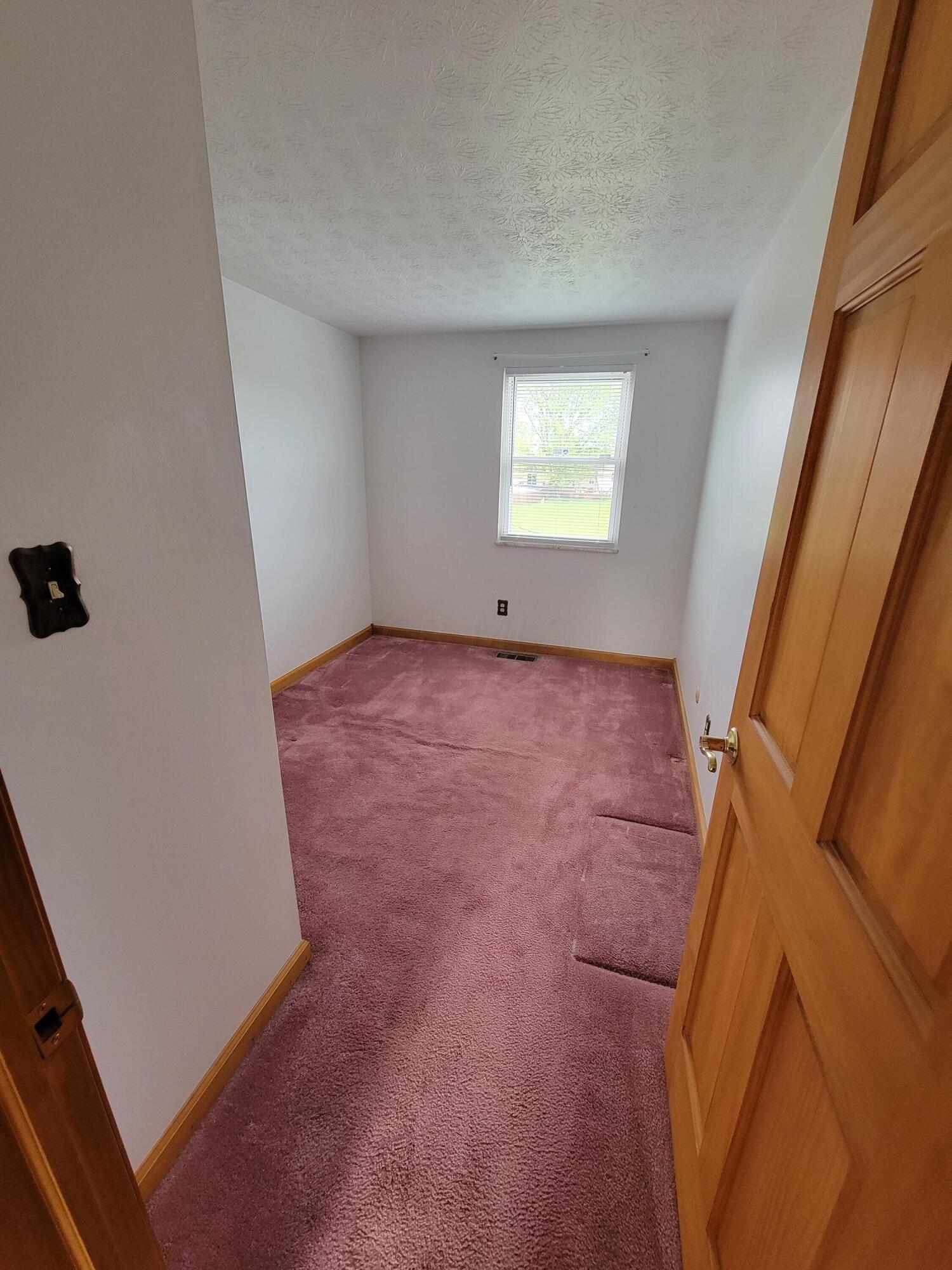 3876 Fergus Road Columbus, OH 43207 - Photo 22 of 27 20230501_180253