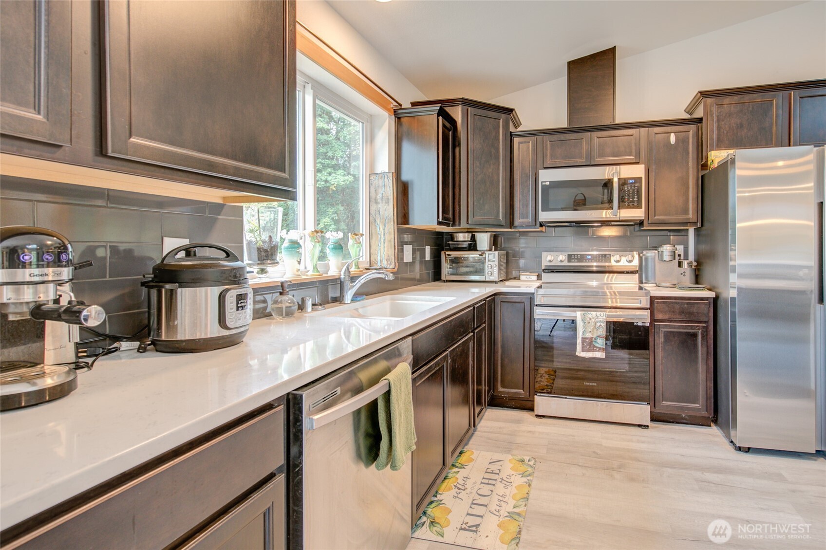 850 Geissler Road Montesano, WA 98563 - Photo 7 of 40 Gallery Image 7