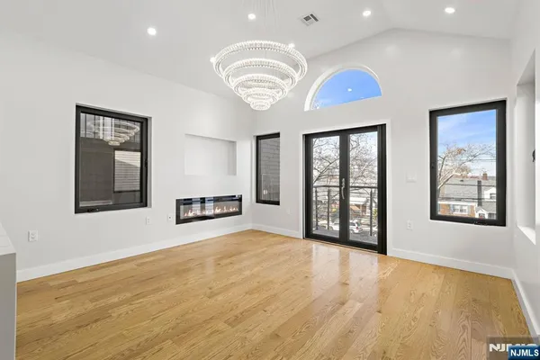 $3,300 | 482 John F. Kennedy Boulevard, Unit 2, Bayonne, NJ 07002