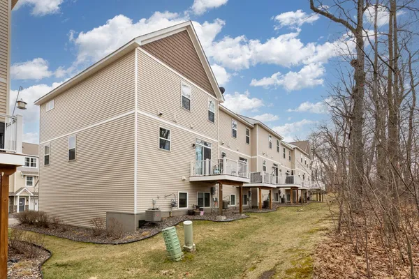 $395,000 | 9655 Merrimac Lane North, Maple Grove, MN 55311