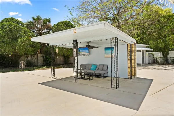 $650,000 | 2906 East Grant Avenue, Orlando, FL 32806