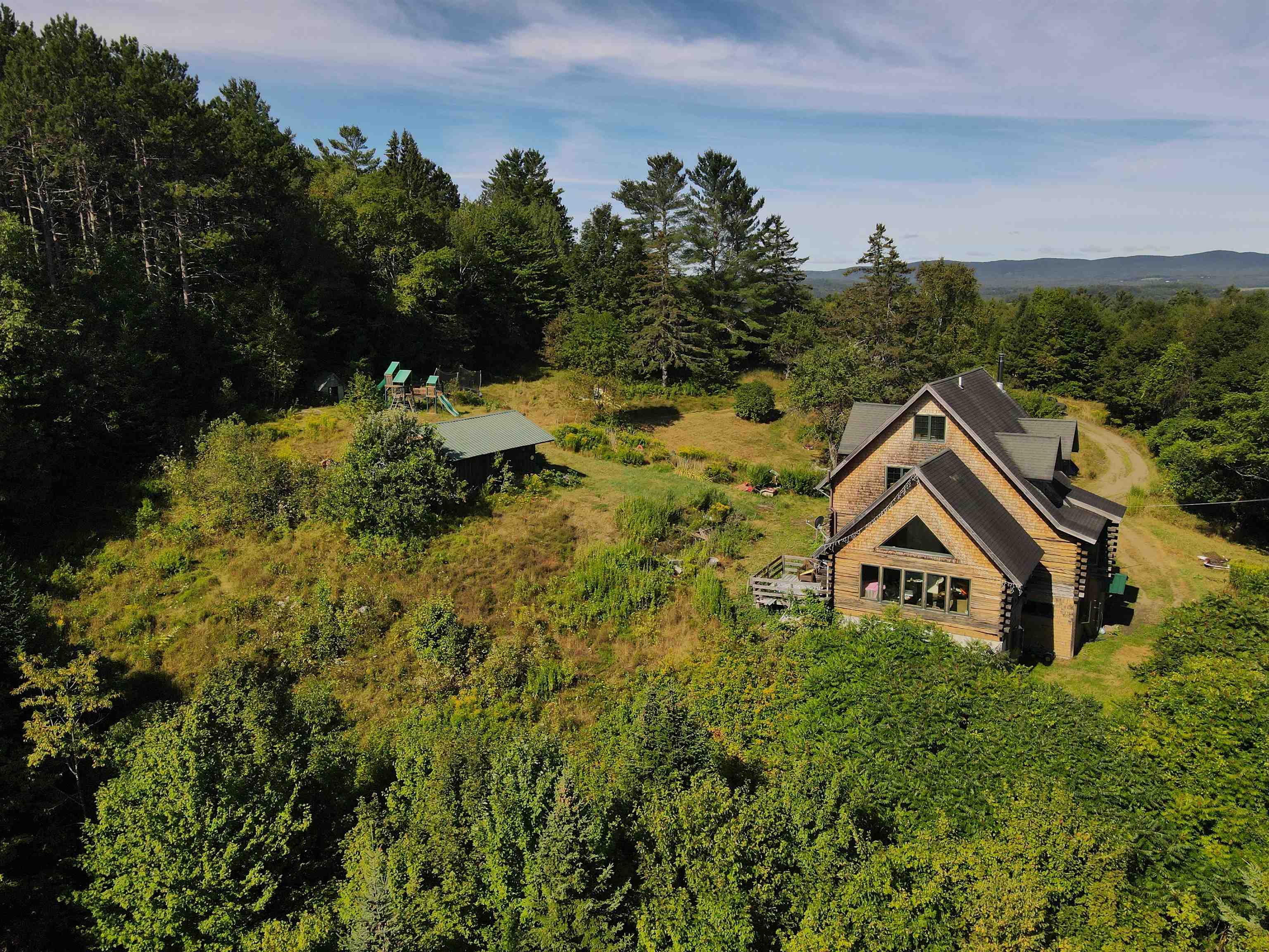 820 Farr Road St. Johnsbury, VT 05819 - Photo 1 of 37