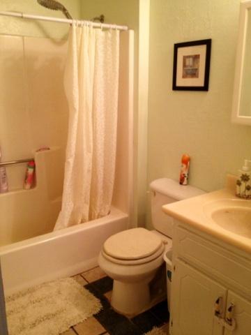 306 John King Road Crestview, FL 32539 - Photo 14 of 21 master bath