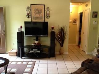 306 John King Road Crestview, FL 32539 - Photo 3 of 21 main living room