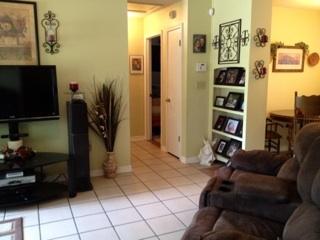 306 John King Road Crestview, FL 32539 - Photo 4 of 21 living room