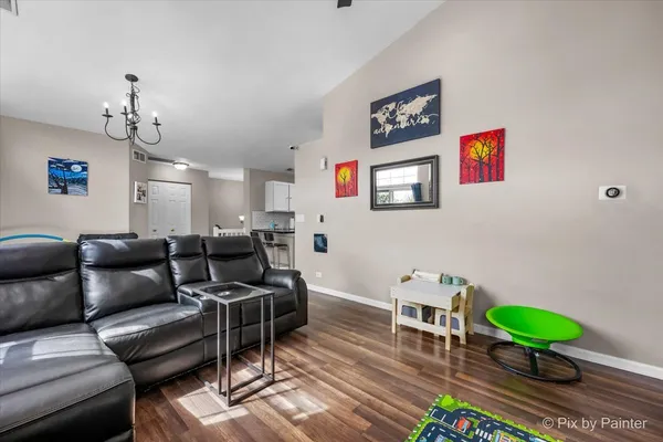 $275,000 | 1149 Harbor Court, Unit 1149, Glendale Heights, IL 60139