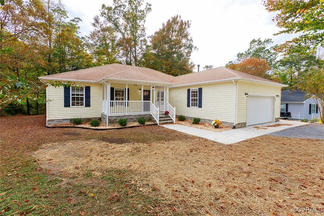 183 Beverly Court Surry, VA 23883 - Photo 2 of 29 Gallery Image 2