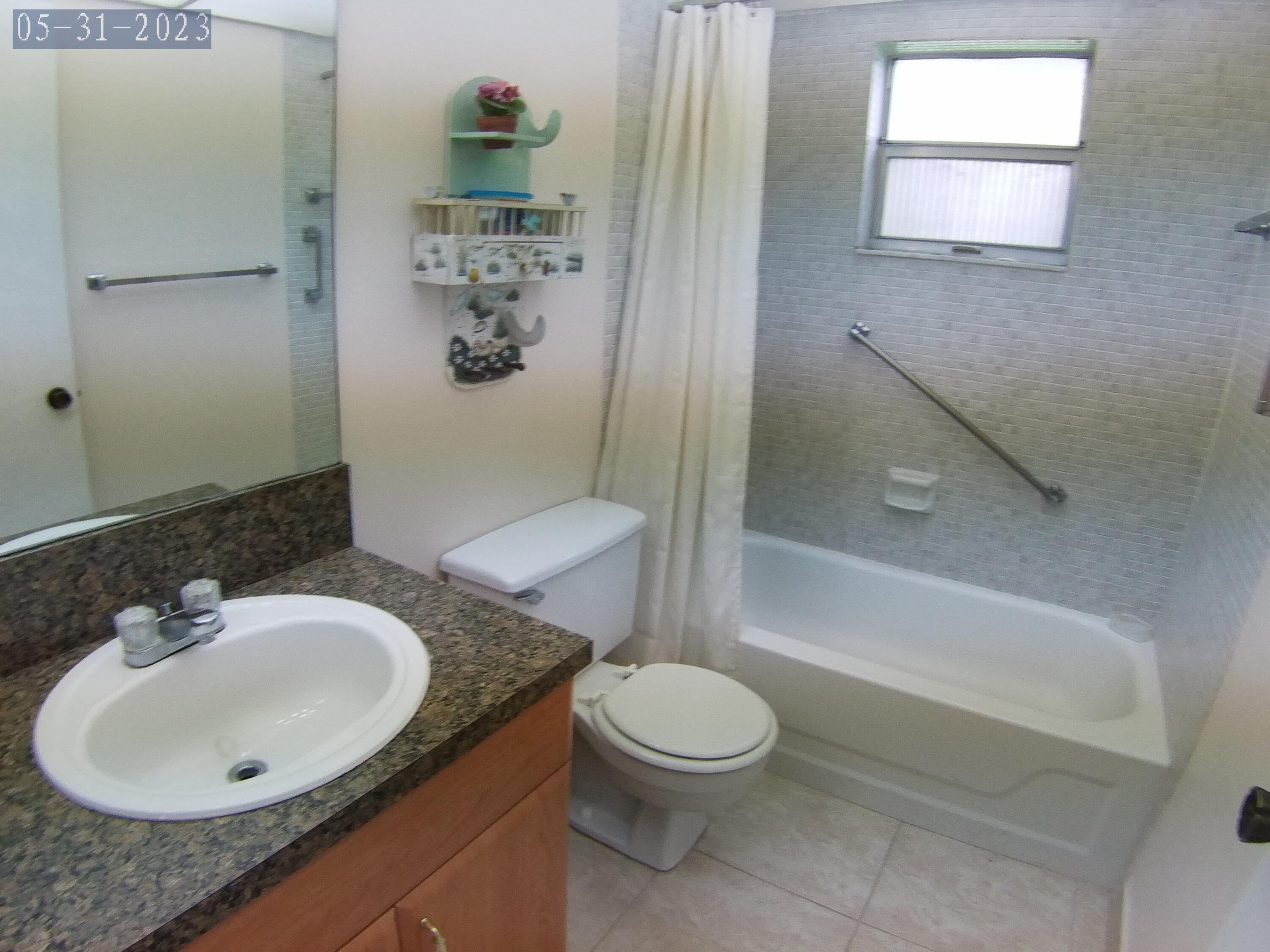 865 Flanders South Delray Beach, FL 33484 - Photo 16 of 49 SING0017