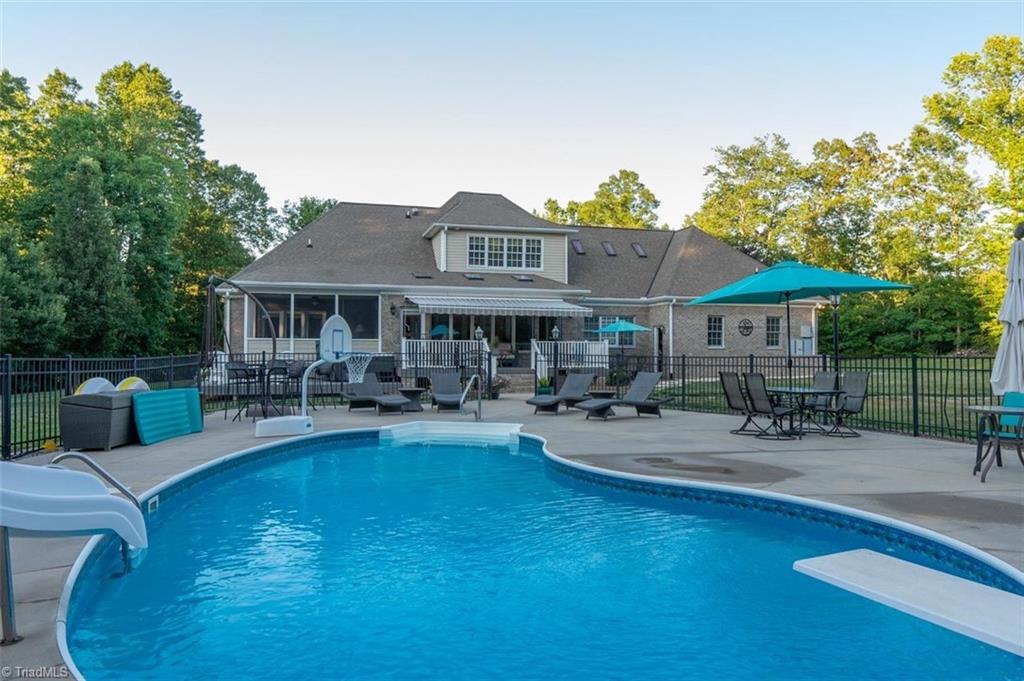 1638 Sapling Way Randleman, NC 27317 - Photo 3 of 47