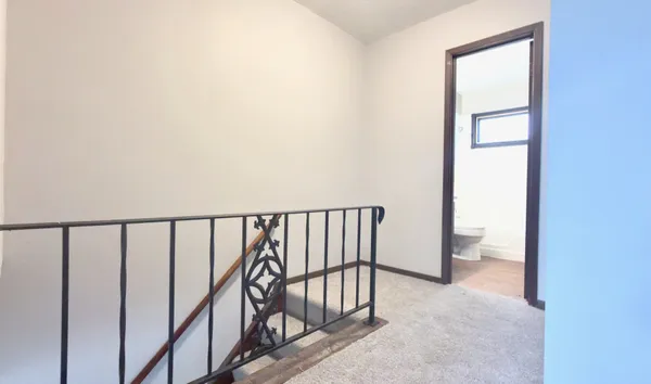 $1,300 | 5326 North Division Street, Davenport, IA 52806