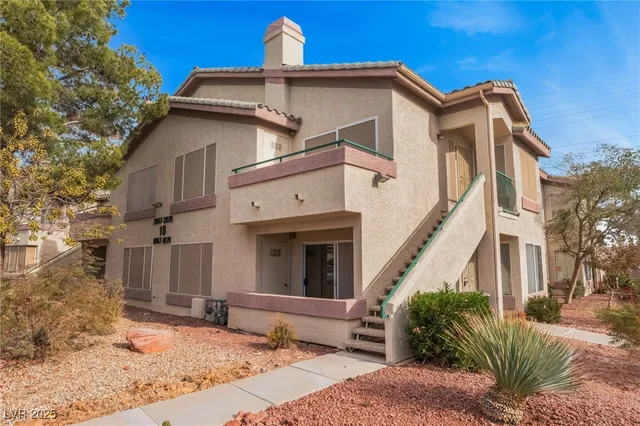 $1,295 | 5710 East Tropicana Avenue, Unit 1067, Las Vegas, NV 89122