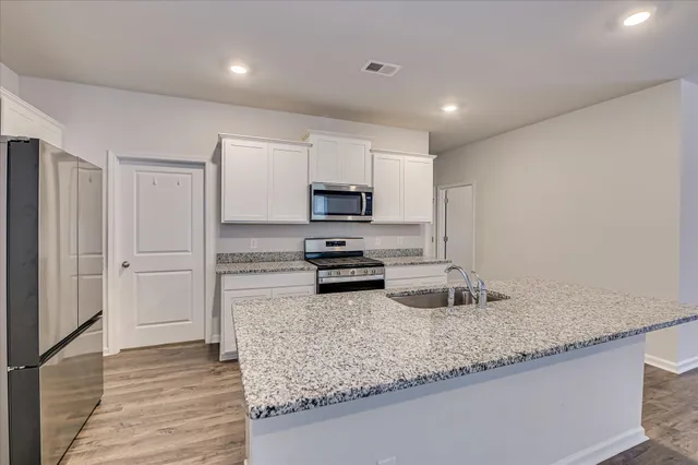 $289,900 | 2892 Calli Crossing Drive, Graniteville, SC 29829