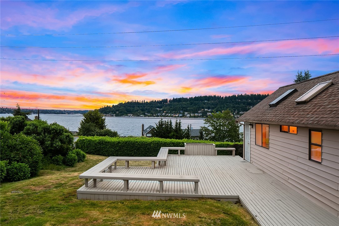 3726 North 38th Street Renton, WA 98056 - Photo 11 of 31
