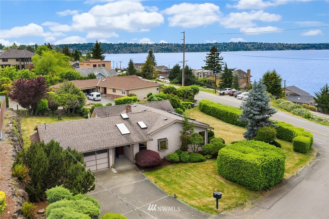 3726 North 38th Street Renton, WA 98056 - Photo 12 of 31