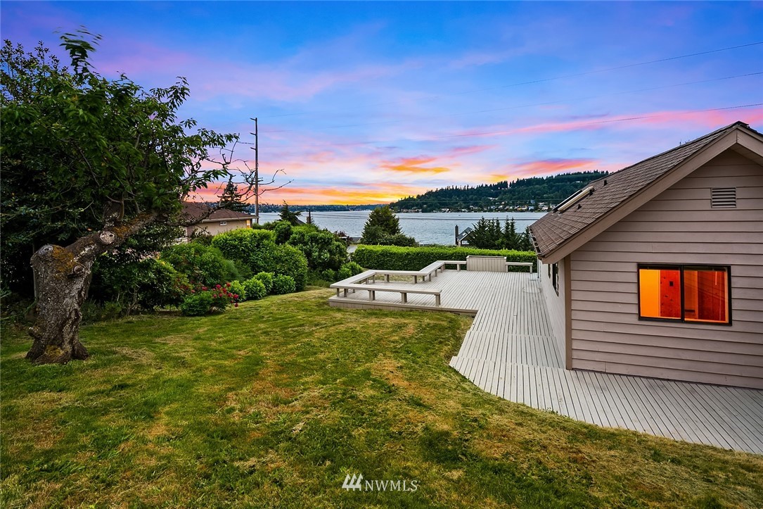 3726 North 38th Street Renton, WA 98056 - Photo 13 of 31