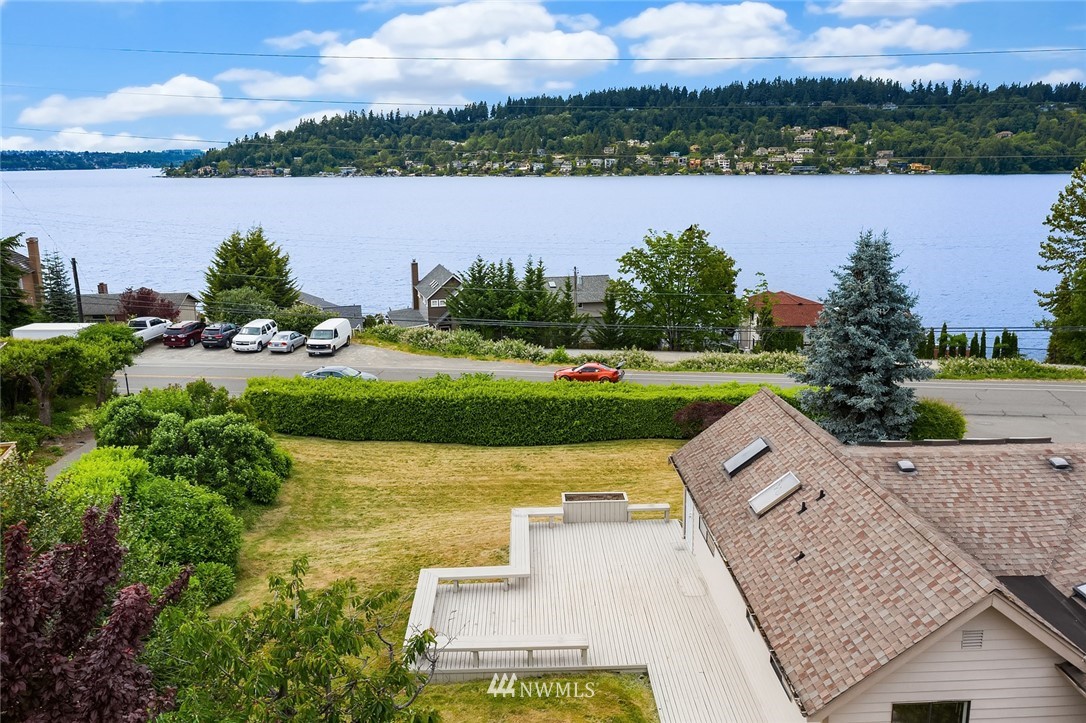 3726 North 38th Street Renton, WA 98056 - Photo 8 of 31