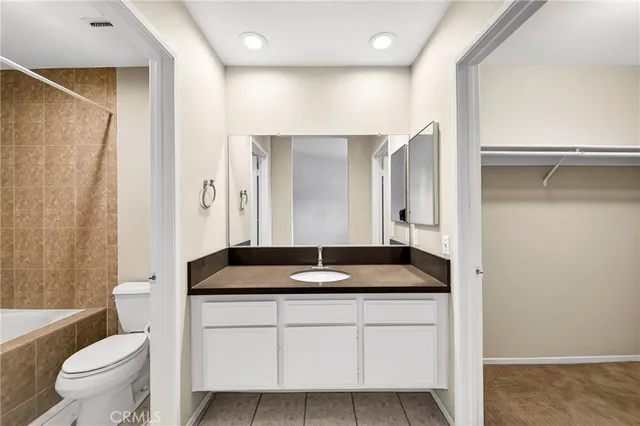 $3,500 | 2351 Applewood Circle, Fullerton, CA 92833