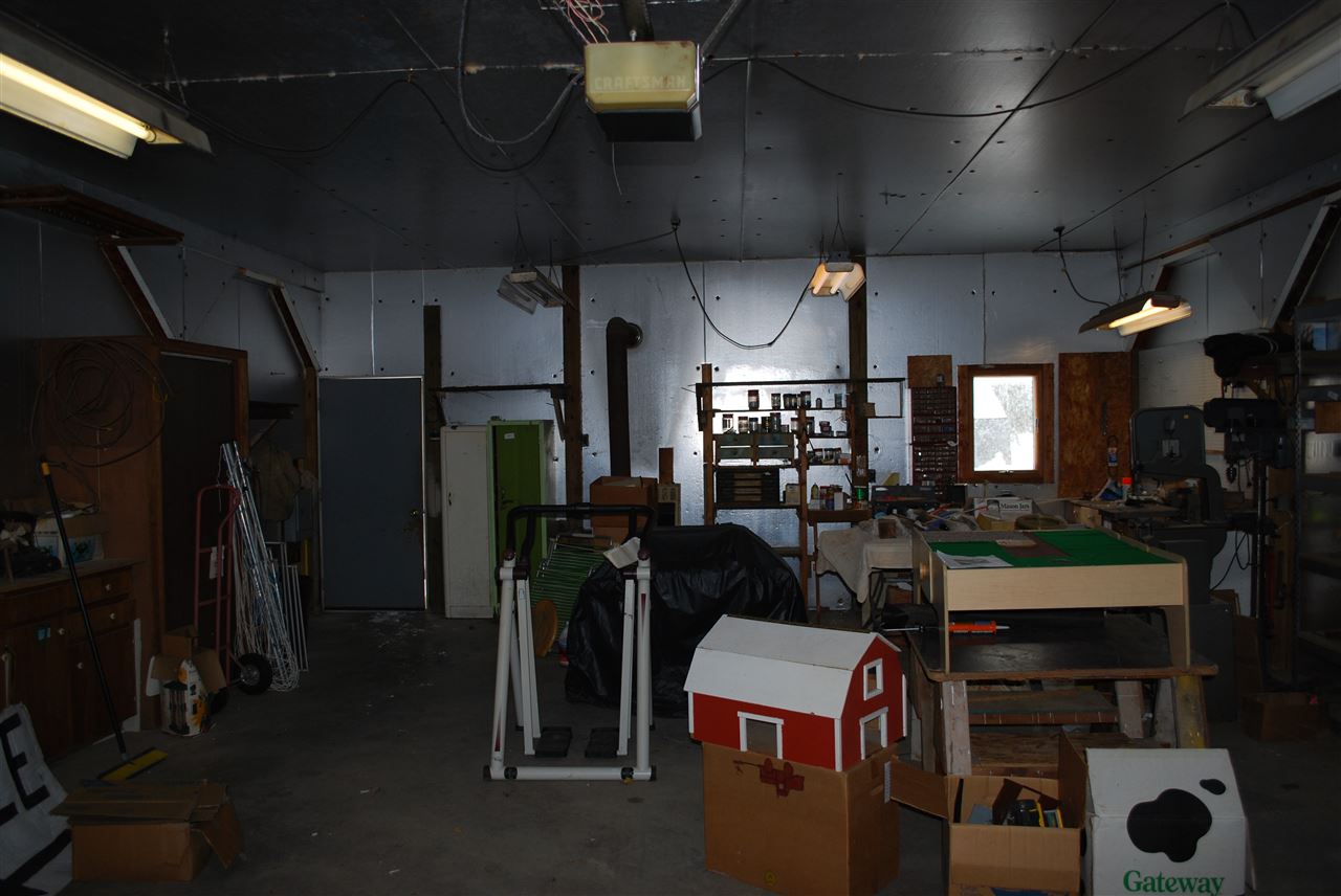 6773 Kenny Road Kaleva, MI 49645 - Photo 27 of 47 1826335-26.JPG