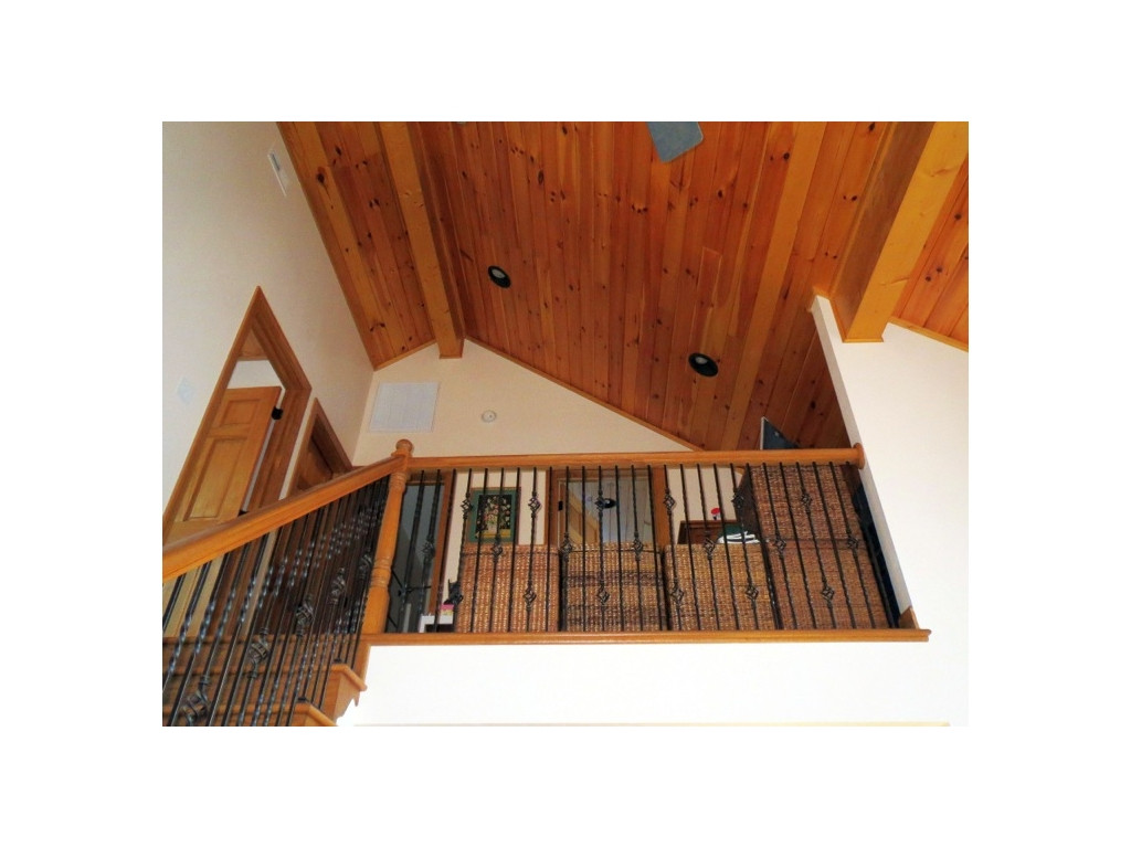 402 Eagle Ridge Road Roan Mountain, TN 37687 - Photo 19 of 24 Photo 19