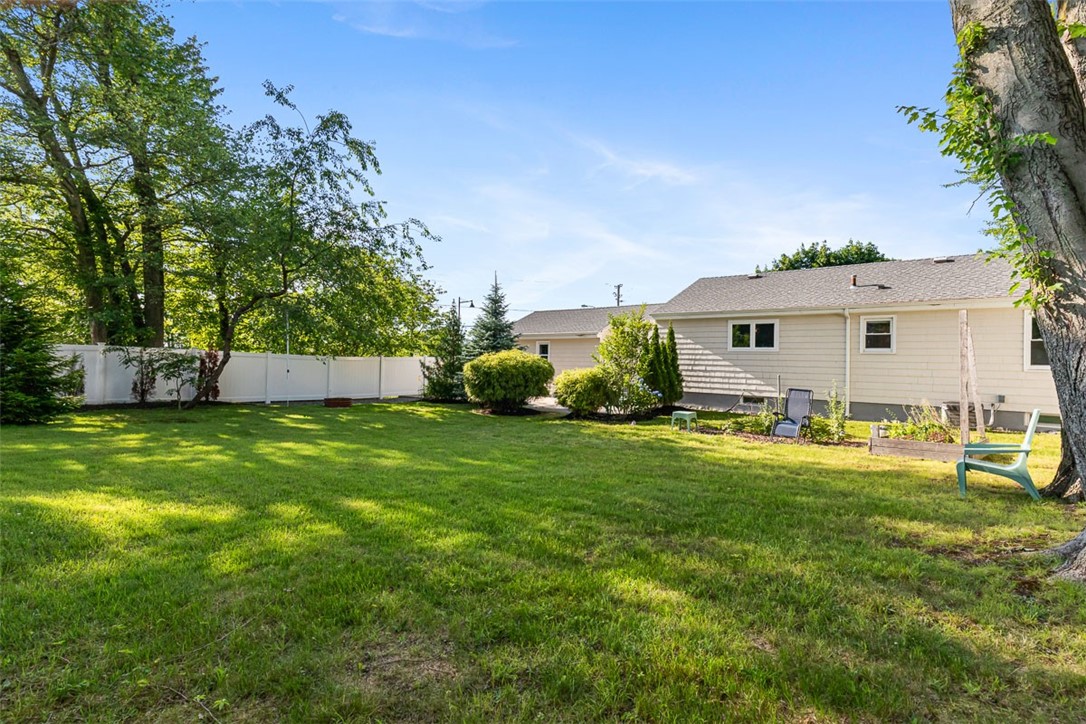 5 Interlocken Road East Providence, RI 02914 - Photo 37 of 43