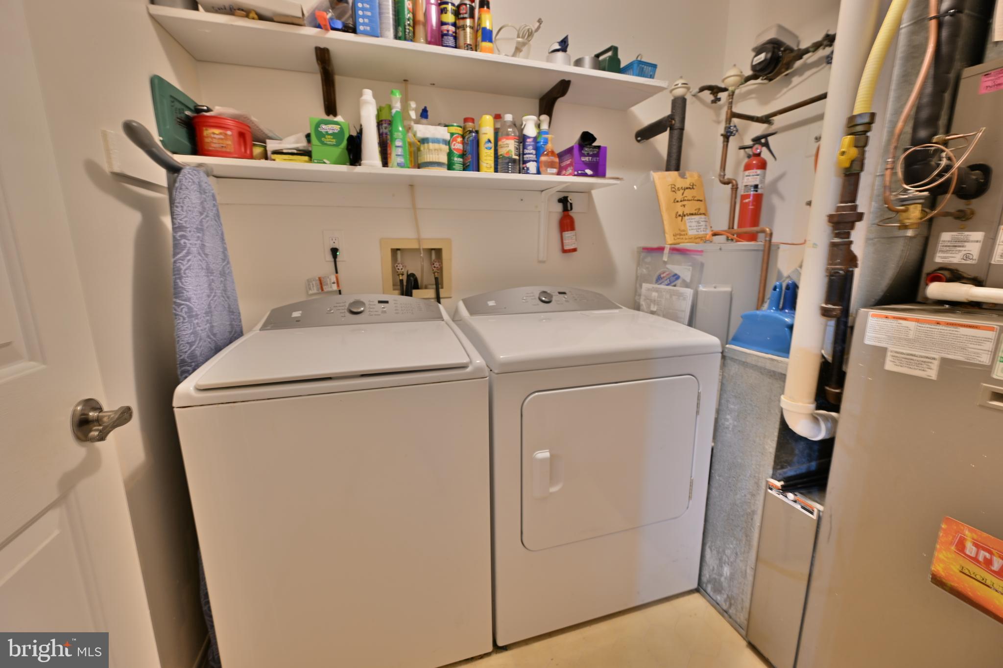 12 Windmill Court Columbus, NJ 08022 - Photo 21 of 51 a utility room with dryer and washer