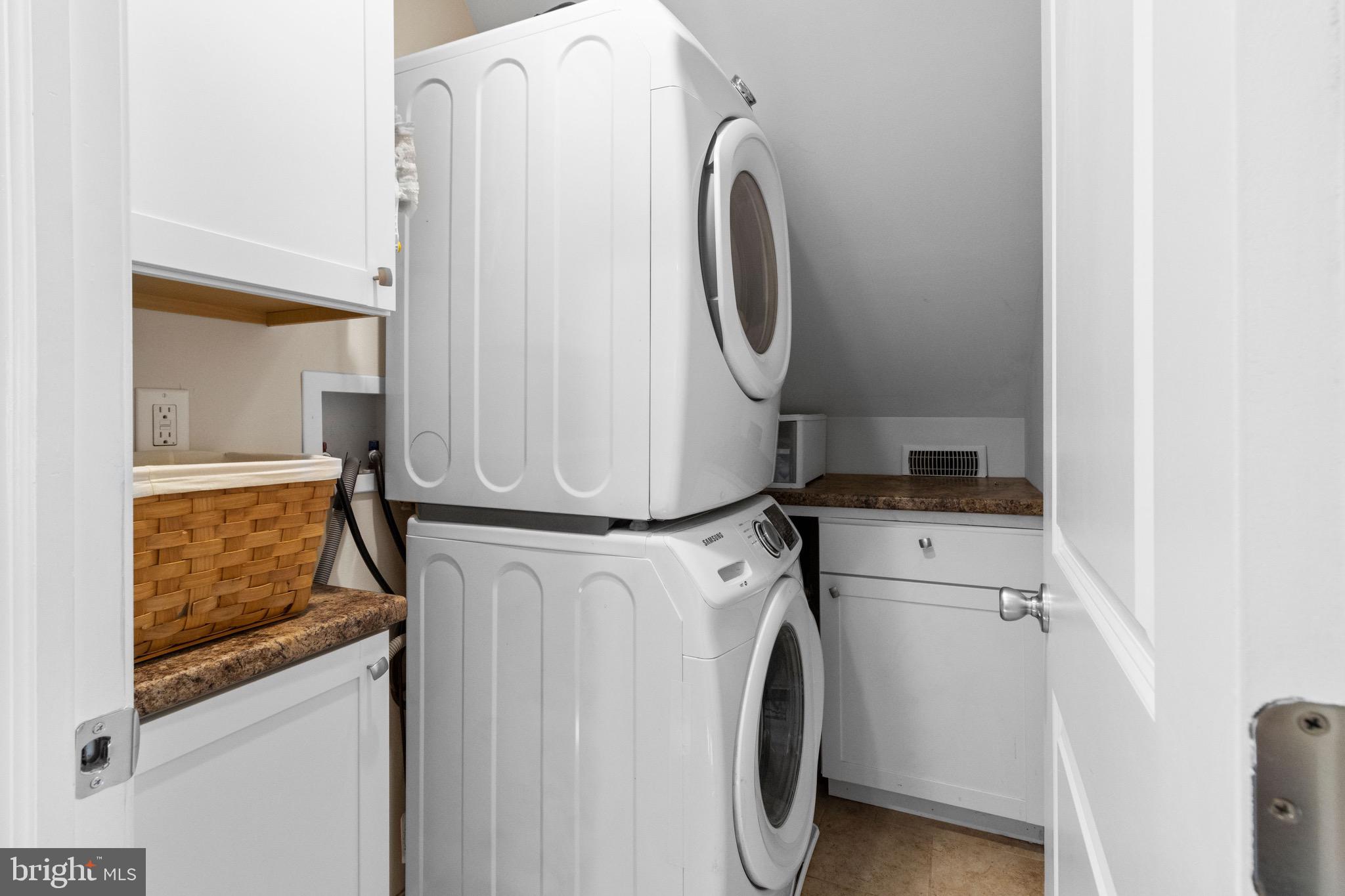 59 Grapevine Road Levittown, PA 19057 - Photo 21 of 33 2nd floor Laundry room