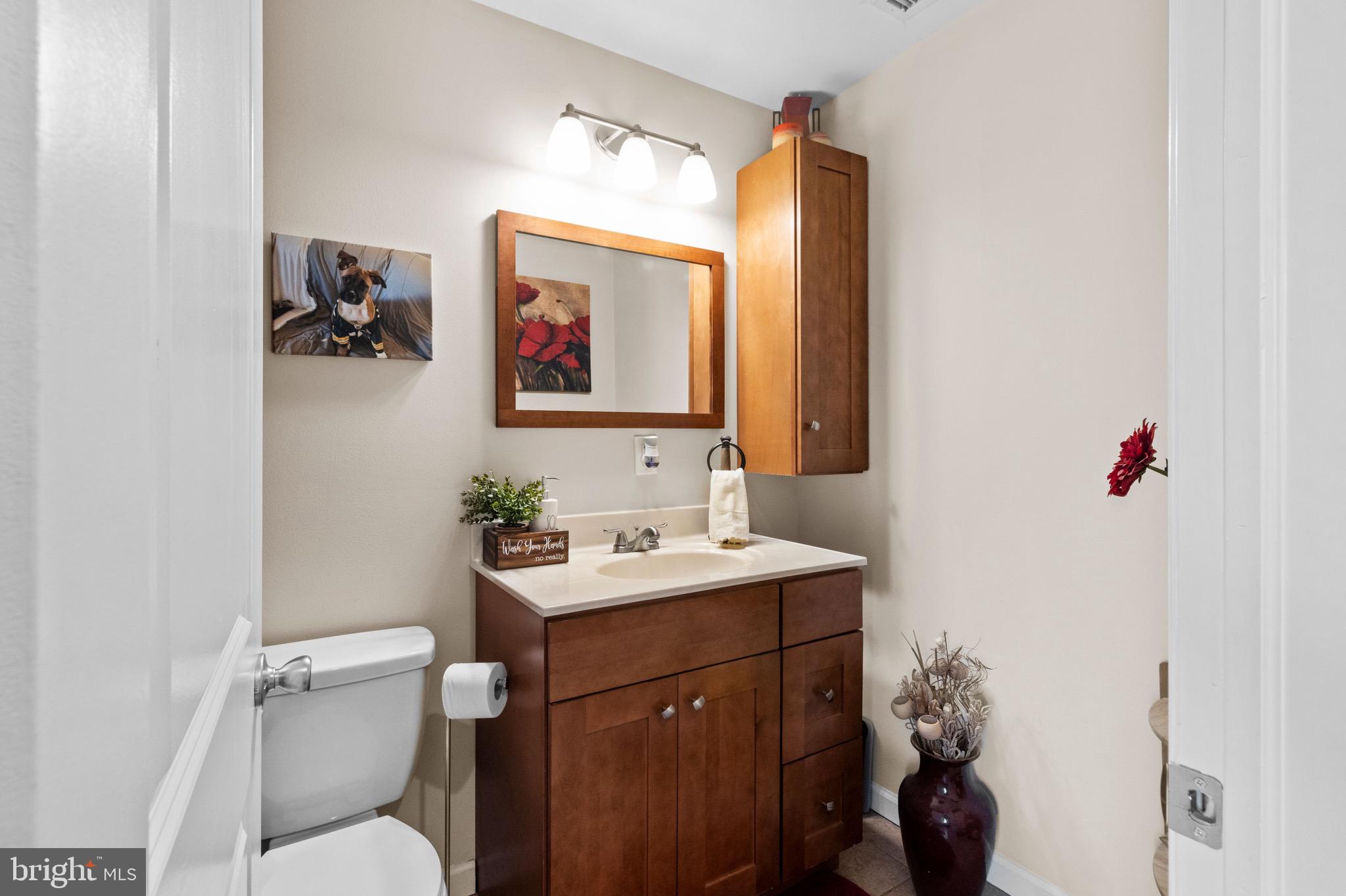 59 Grapevine Road Levittown, PA 19057 - Photo 5 of 33 Main Floor Bathroom