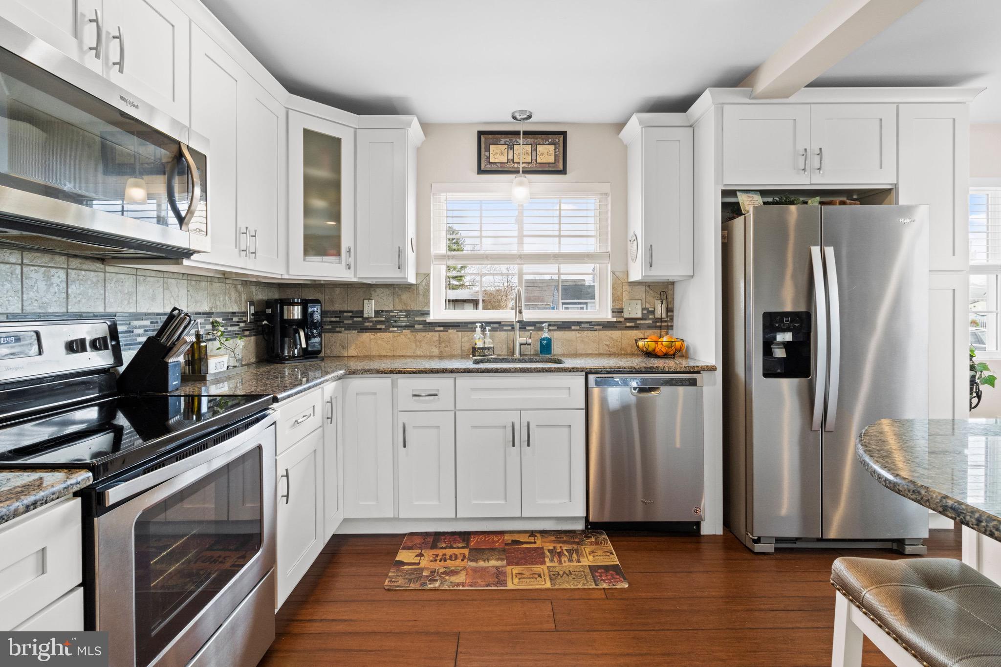 59 Grapevine Road Levittown, PA 19057 - Photo 9 of 33