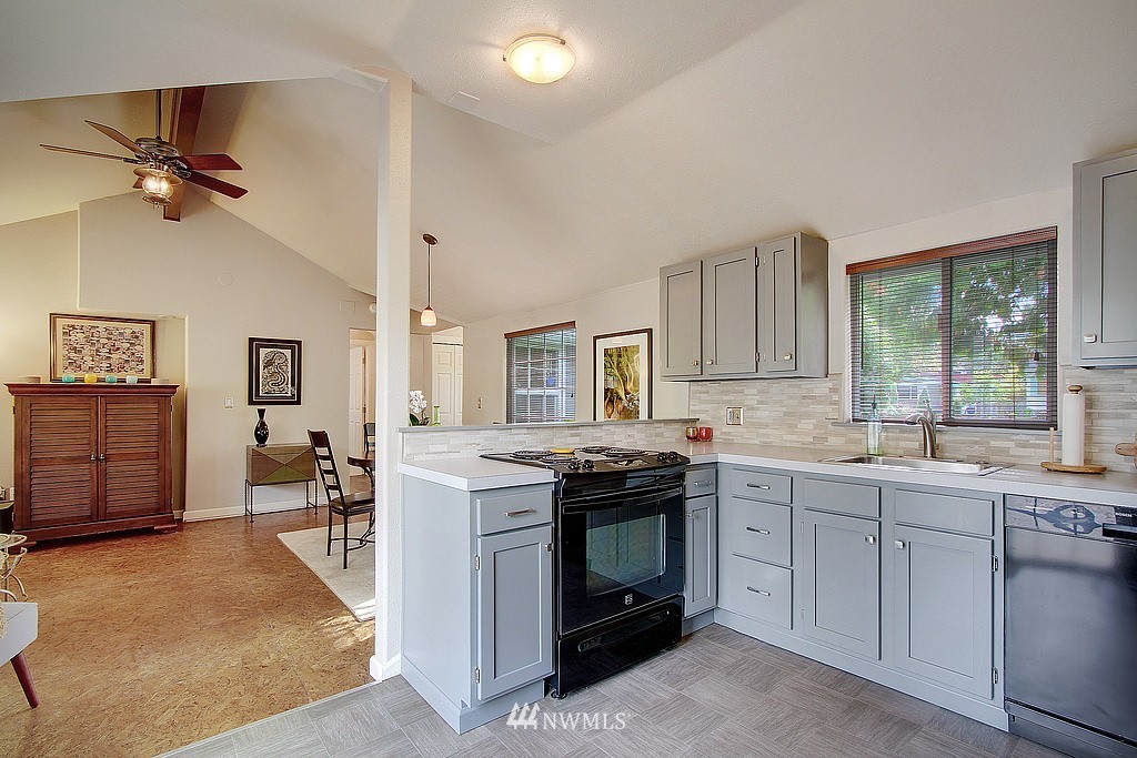 1616 Southwest Austin Street Seattle, WA 98106 - Photo 7 of 18 Gallery Image 7
