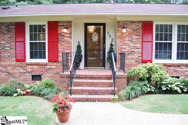 122 Old Hickory Point Greenville, SC 29607 - Photo 2 of 24 Gallery Image 2