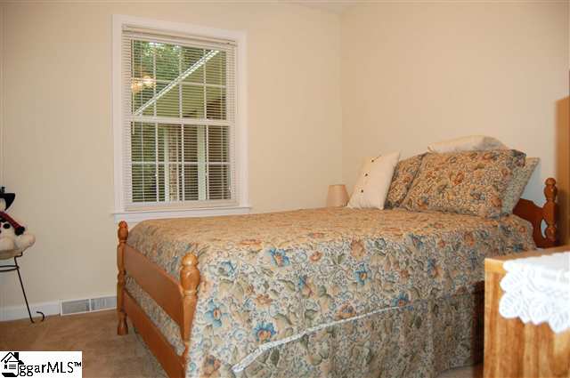 122 Old Hickory Point Greenville, SC 29607 - Photo 11 of 24 Gallery Image 11