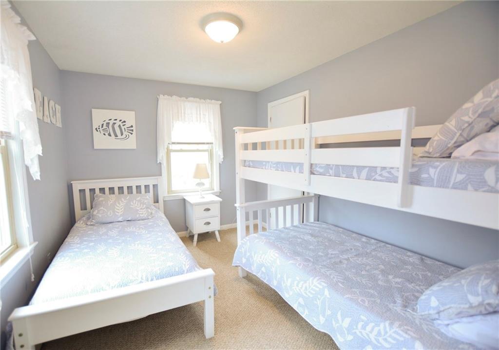 24 Mills Road Kennebunkport, ME 04046 - Photo 15 of 28 Guest bedroom.