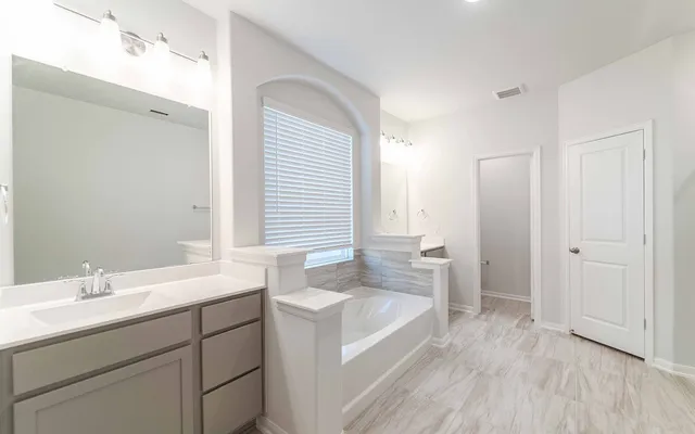 $432,123 | 644 Canadian Trail, Dayton, TX 77535